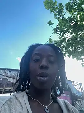 choclatepeaach live cam