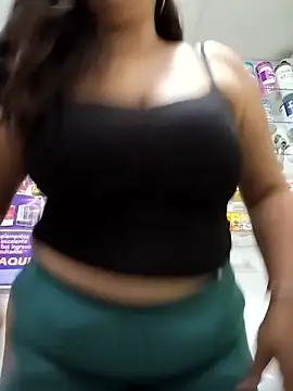 roxanasexy2025 - Roxanasexy2025's free webcam - UK Sex Cams