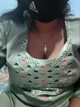 Sexyradha_