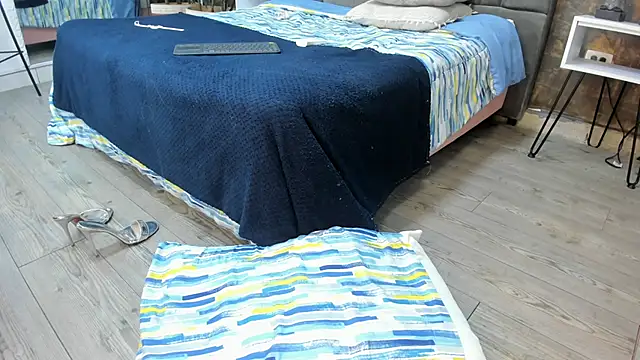 isa_lancaster live sex cam