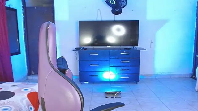 Alanni_parker webcam