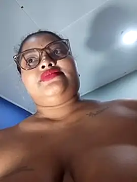 Cristal_hott1 webcam