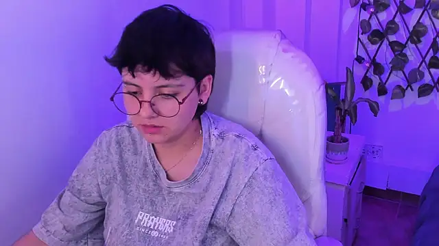 nathaly_ds - Nathaly_ds's free webcam - UK Sex Cams