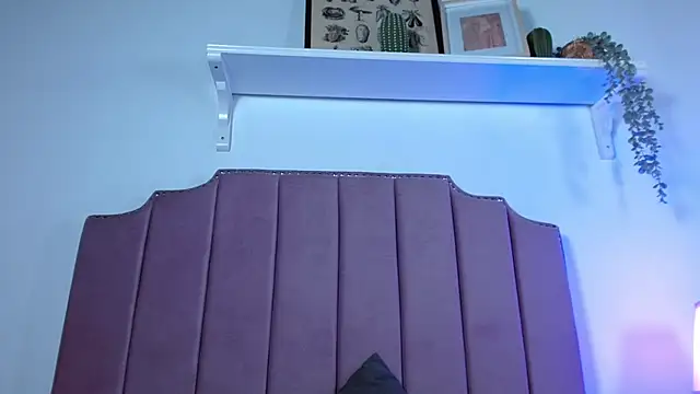 shiny_foxeyes webcam