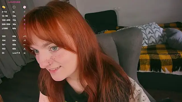 Alice_CutePerv webcam