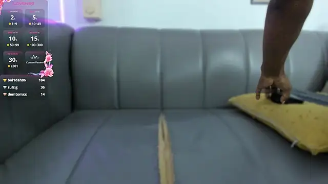 Amira_Alzahra webcam