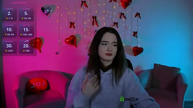 liana_kisses live sex cam