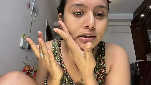 Naira_fit - Live Cam