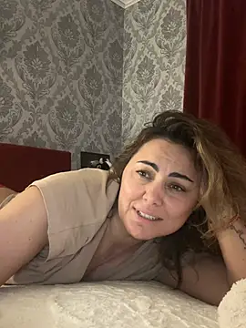 Emma_roqueen Stripchat cam model