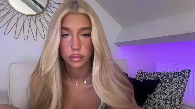 KENNIEXROSE's live cam