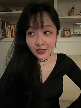 美女Etherealcat33在线直播