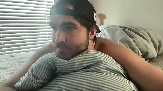 phoenixstarz - PhoenixStarz's free webcam - UK Sex Cams