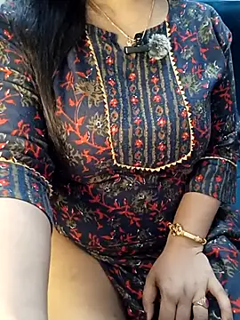 ssiya- - SSiya-'s free webcam - UK Sex Cams