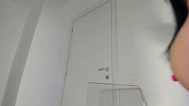 Blueee_diamond webcam