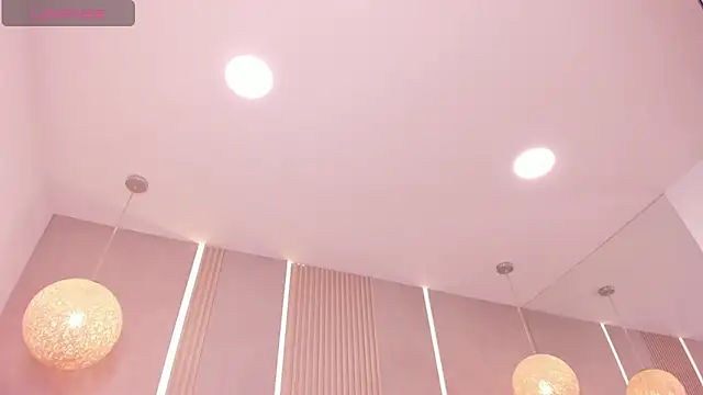 sabrina_shark_ - Sabrina_shark_'s free webcam - UK Sex Cams