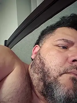 HotDominicanCum webcam