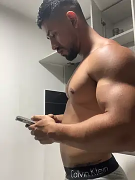 Ezzio_Scolaro webcam