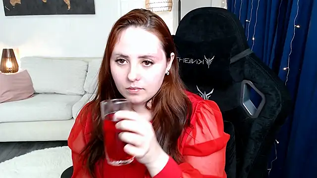 Hennessy_bunny webcam