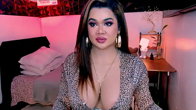 asiankatyhuge webcam