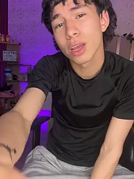 kaelwolf_tay live sex cam