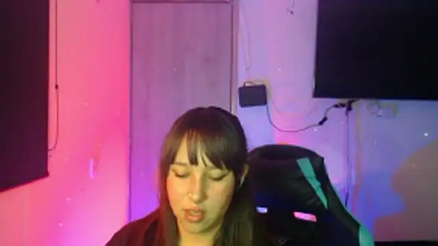 Skarlet_Adams28 webcam