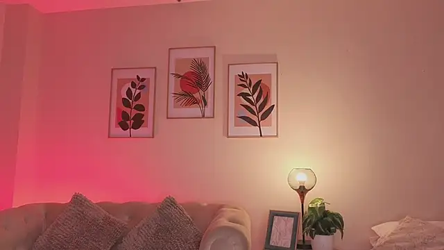 DahianaWalcott webcam