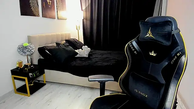 _FireInMySoul_ webcam