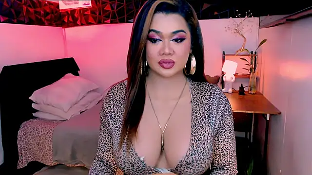 asiankatyhuge webcam