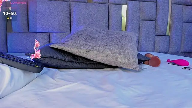 camilaa_smith_ webcam