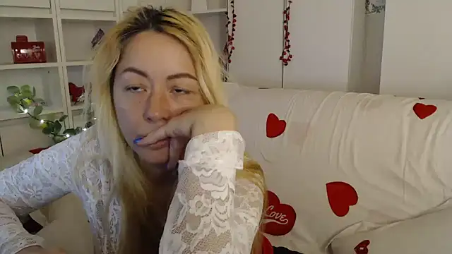 _karolynesyera_ webcam