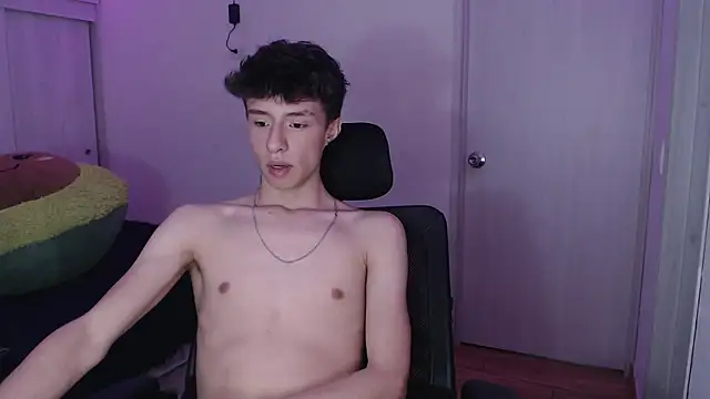 juanmres - Juanmres's free webcam - UK Sex Cams