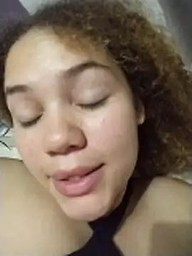 PrettySquirt-PibeV webcam