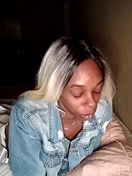 Jasmine_FullsShine webcam