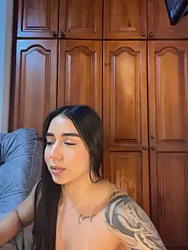 KaditaNavarro webcam