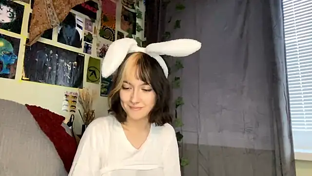 DancingDancingLove webcam