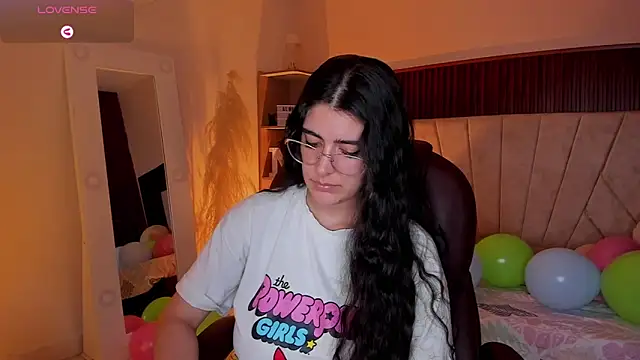 _niah_ (F young) - HAPPY BIRTHDAY NINIIIIII❤️