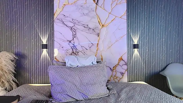 big_tits_in_your_face webcam