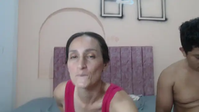 genesis_girl_mature - Genesis_girl_mature's free webcam - UK Sex Cams