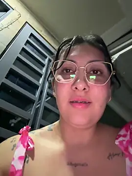 you-kitty2025 - You-kitty2025's free webcam - UK Sex Cams