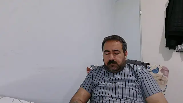 mio_jaks - Mio_jaks's free webcam - UK Sex Cams