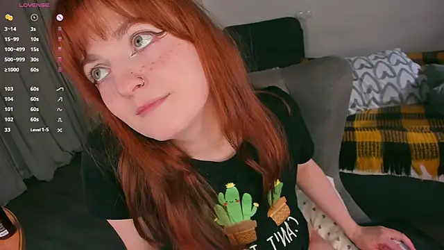 Alice_CutePerv webcam