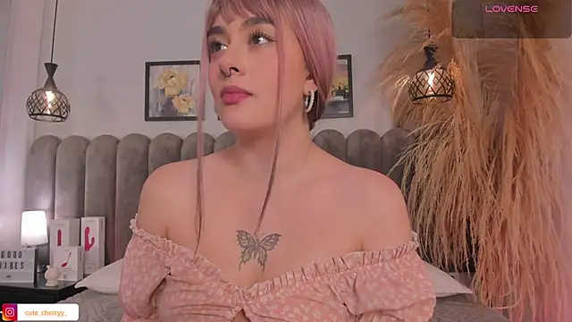 cute__cherry_ webcam