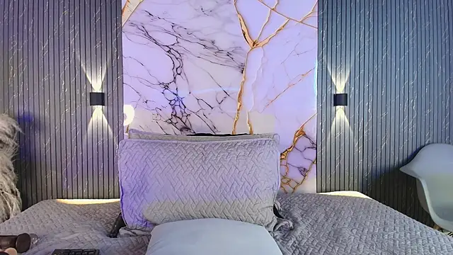 big_tits_in_your_face webcam