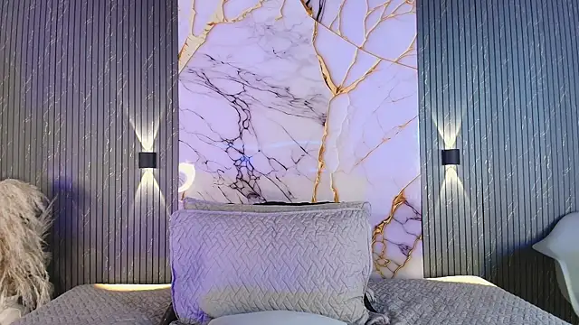 big_tits_in_your_face webcam