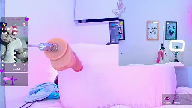 Scarlett-Smile webcam