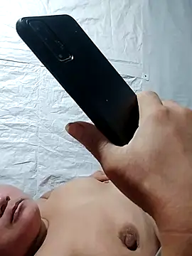 BigAss-69 webcam