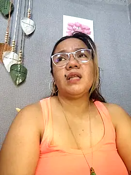 ambersmile - Ambersmile's free webcam - UK Sex Cams