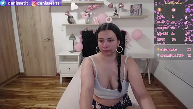 denissetits - DenisseTits's free webcam - UK Sex Cams