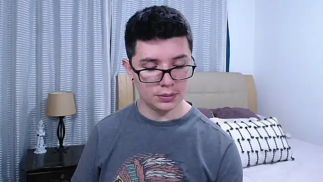 blackfoxxx69 - BlackFoXXX69's free webcam - UK Sex Cams