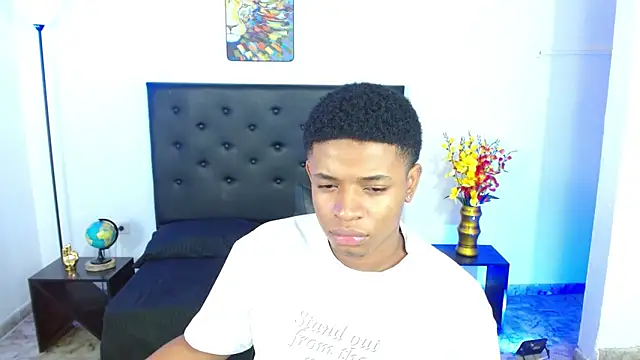 liiam3 - Liiam3's free webcam - UK Sex Cams